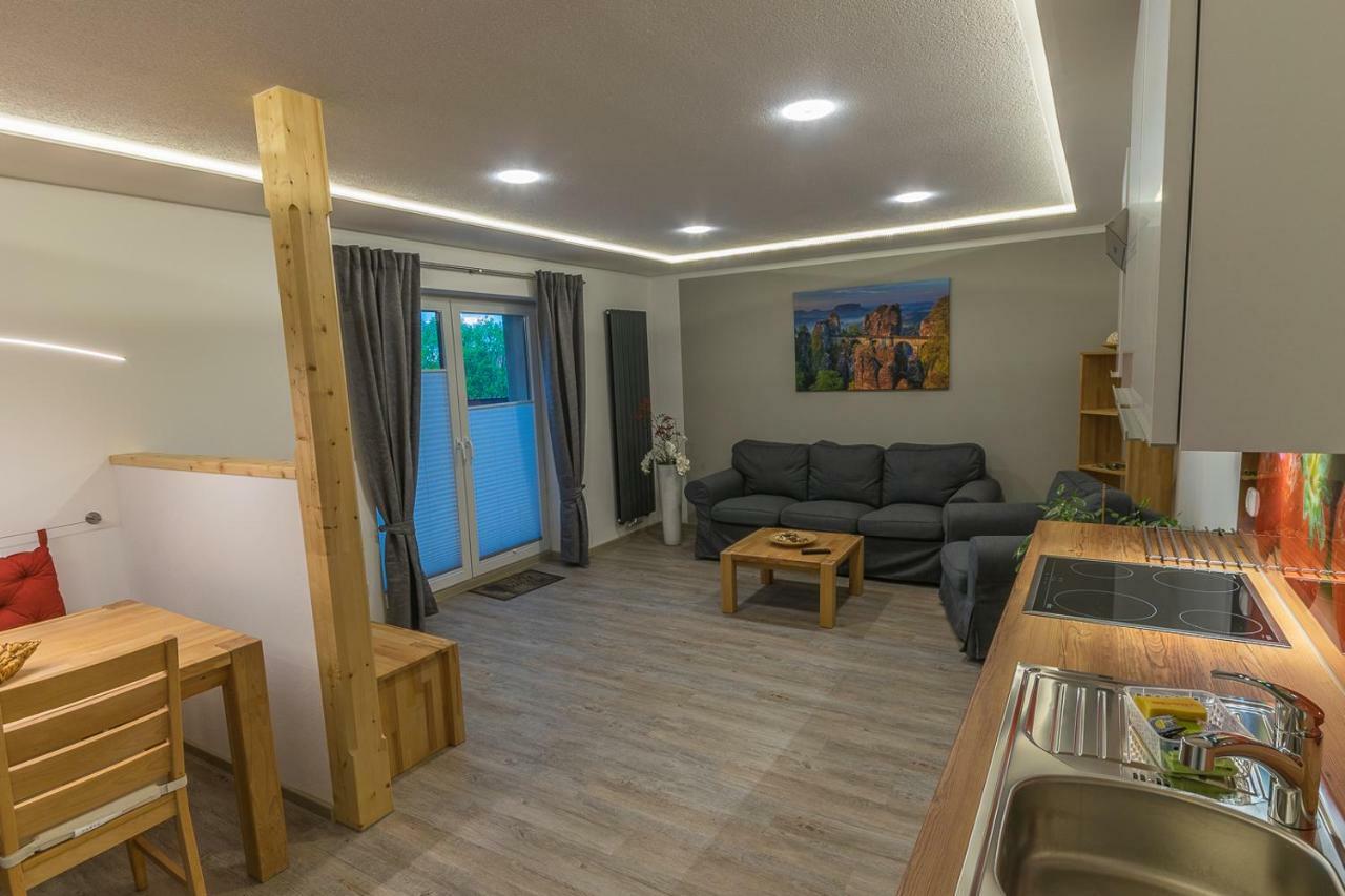 Ferienwohnung "Turmblick" Rathmannsdorf Екстериор снимка